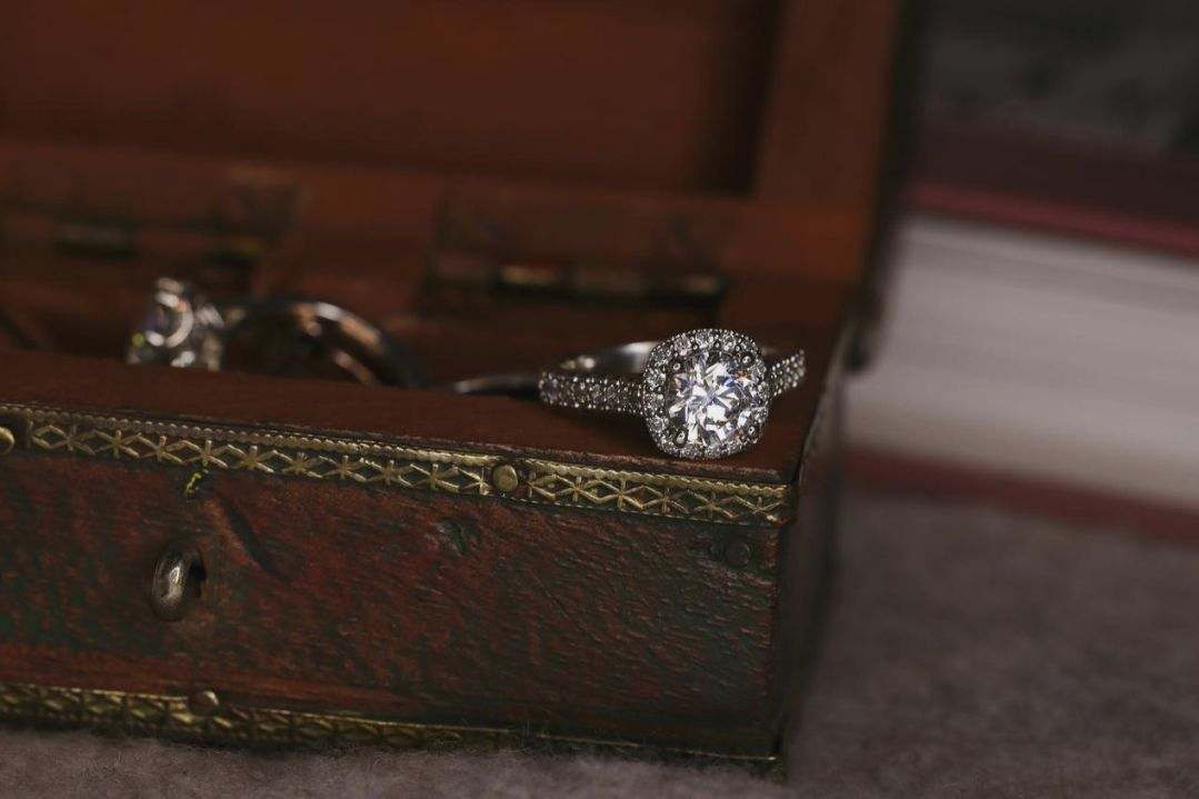 Custom recycled platinum engagement ring